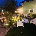 بيت خشبي By The & Jacuzzi